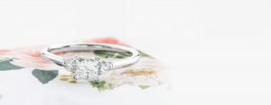 Mape Leaf Diamonds ring